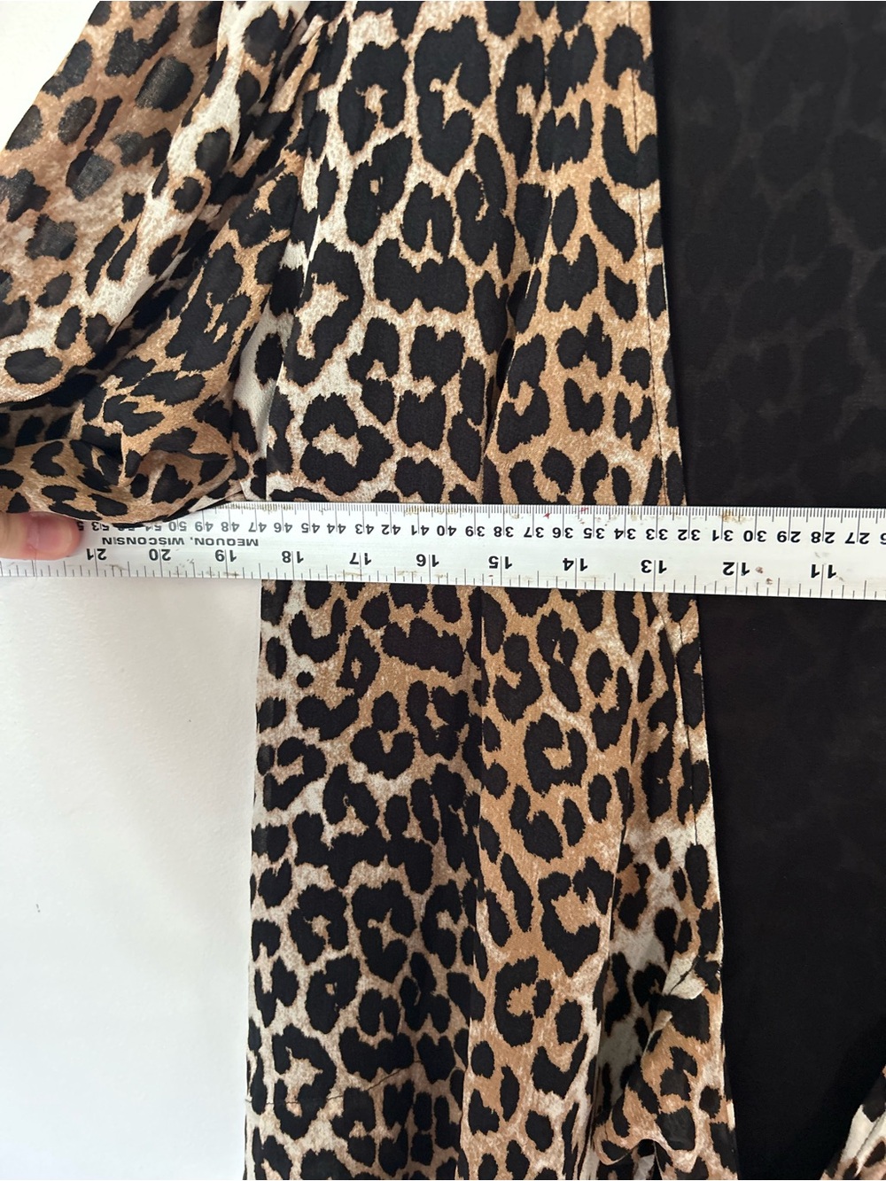 GANNI Blakely Leopard Silk-blend Cropped Top Size 36 - Picture 3 of 10